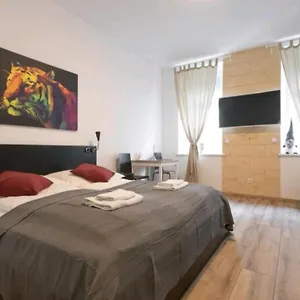 Apartment, Modern Und Neu Renoviert Appartamento Vienna